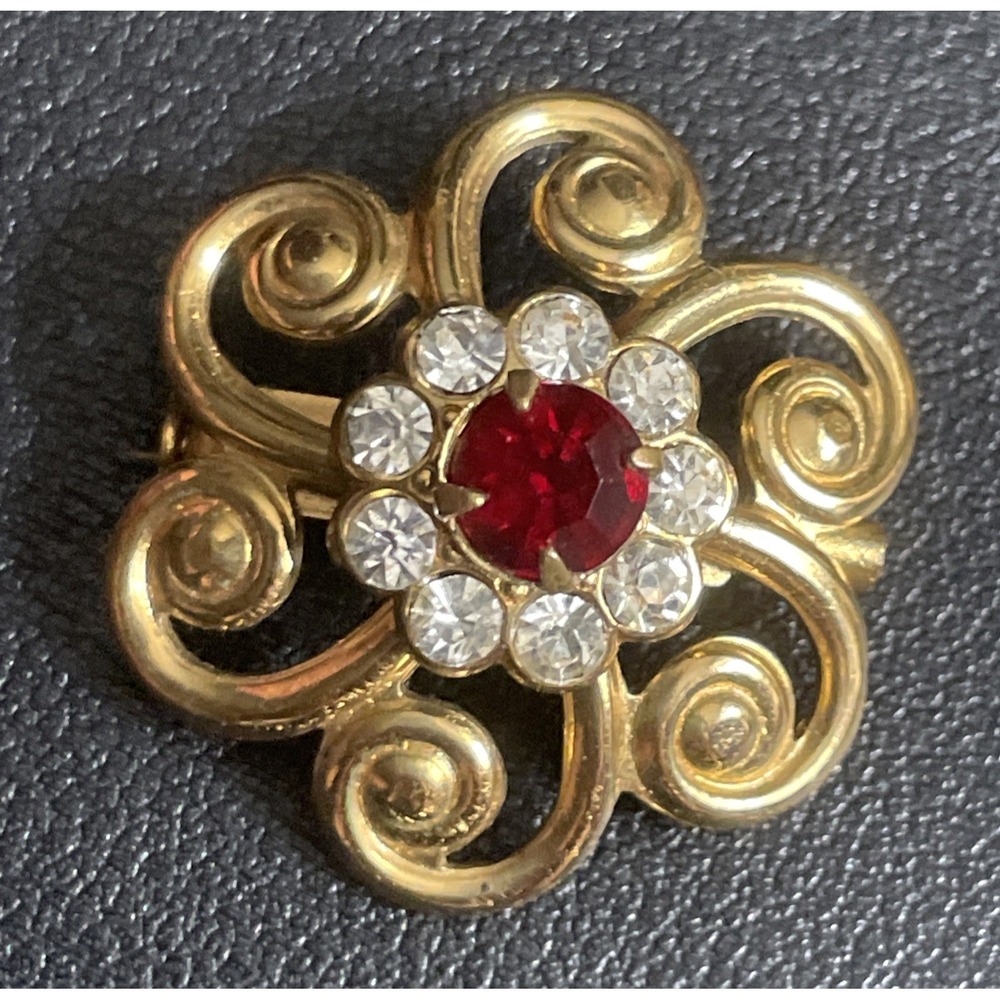 Vintage CORO Rhinestone Brooch Layered Red Gold Tone Pin Signed Jewelry Small